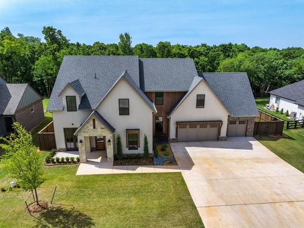 432 Old Creek Road, Edmond, OK 73034