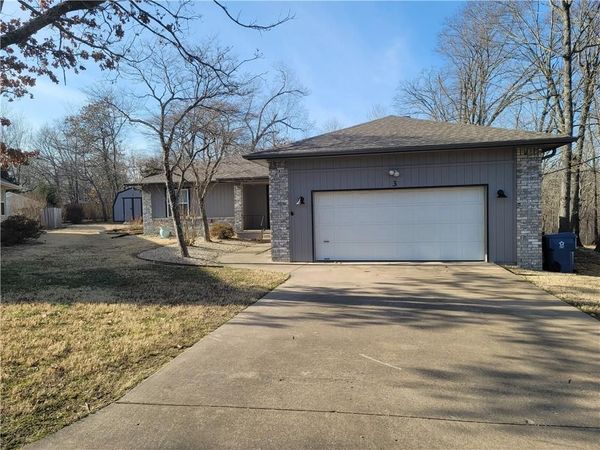 3 Ashton Circle , Bella Vista, AR 72715