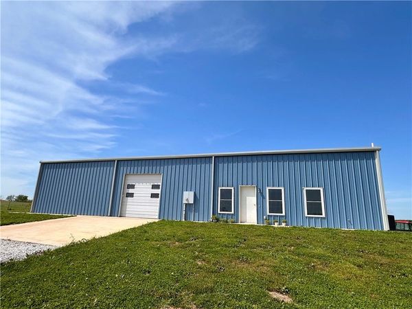 370 SE Bolin Road, Gentry, AR 72734