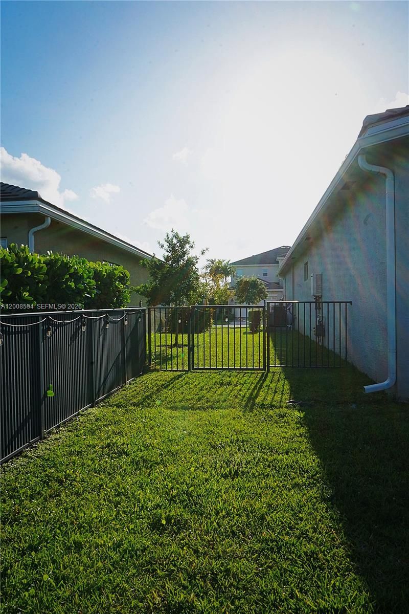 5850 Whippoorwill Cir, Westlake, FL 33470 Photo