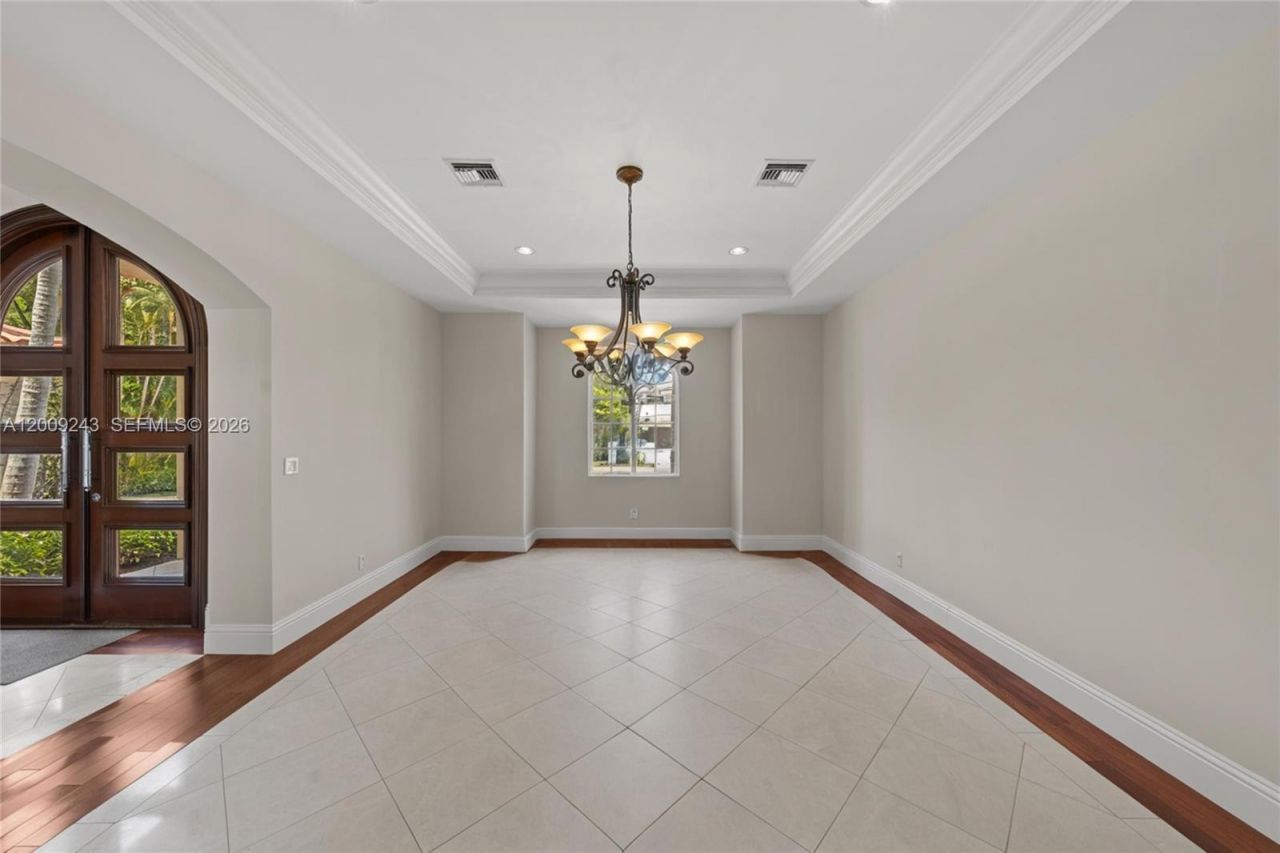 2430 Aqua Vista Blvd, Fort Lauderdale, FL 33301 Photo