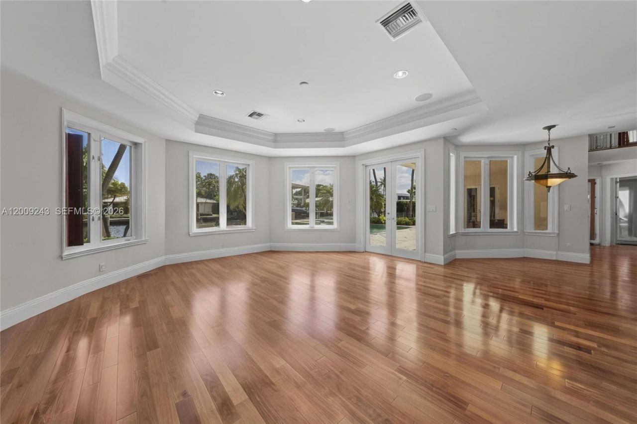2430 Aqua Vista Blvd, Fort Lauderdale, FL 33301 Photo