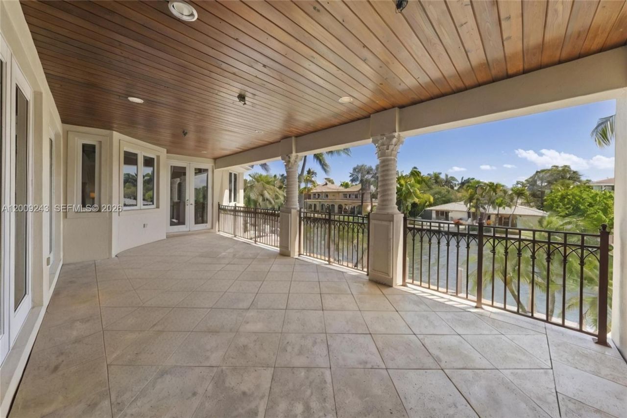 2430 Aqua Vista Blvd, Fort Lauderdale, FL 33301 Photo