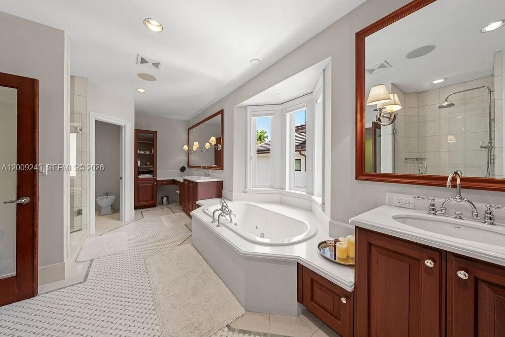 2430 Aqua Vista Blvd, Fort Lauderdale, FL 33301 Photo