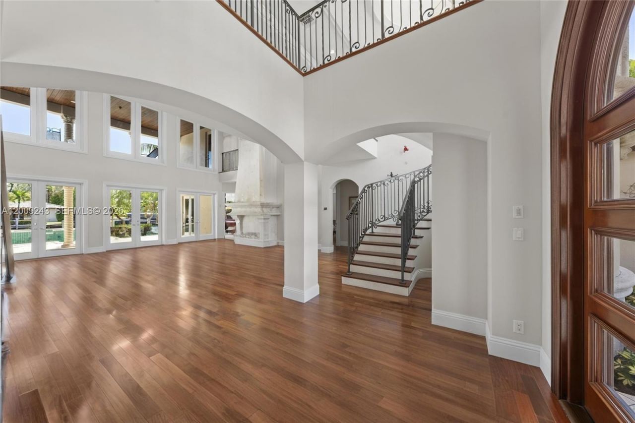 2430 Aqua Vista Blvd, Fort Lauderdale, FL 33301 Photo