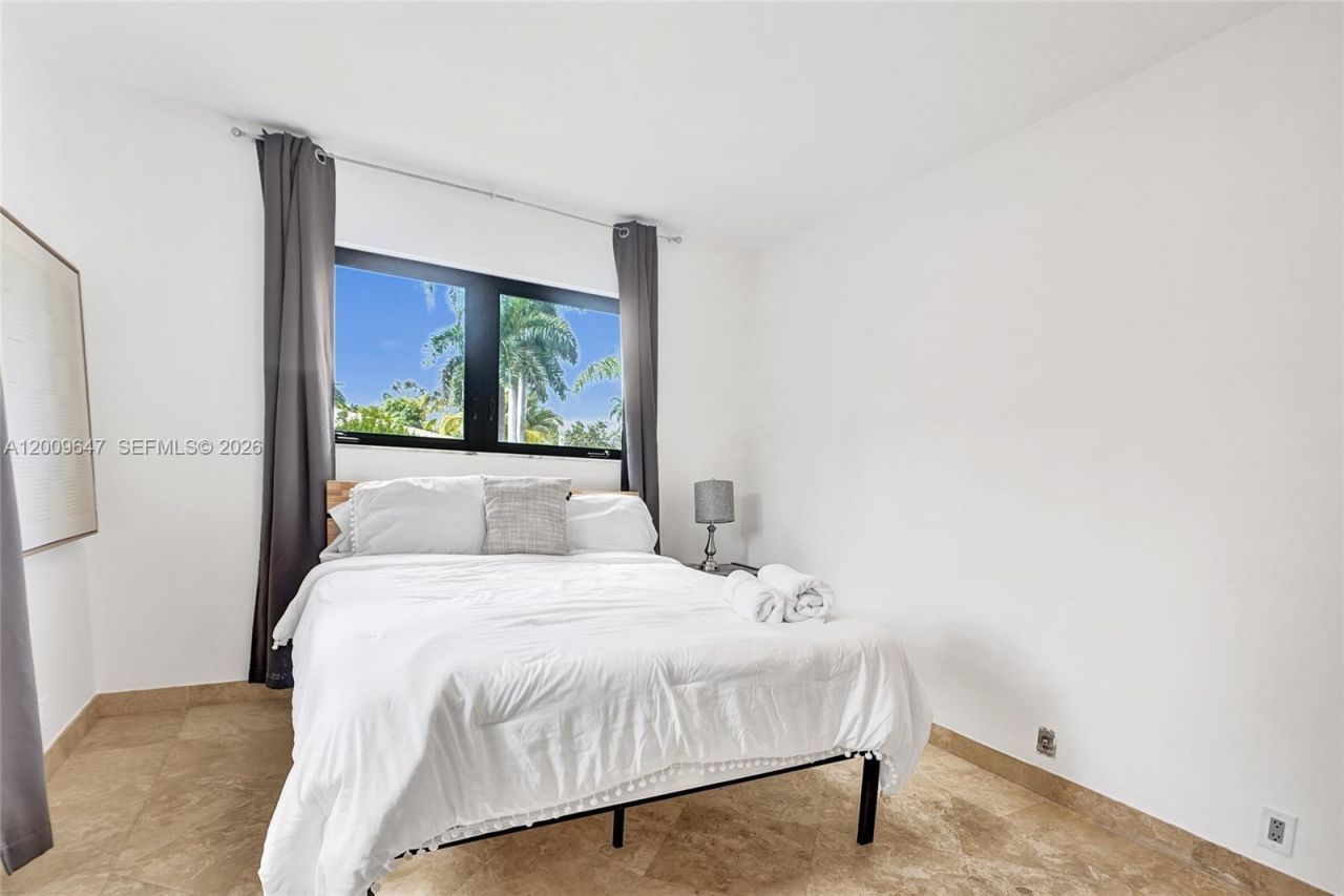 707 N 13 Avenue, Hollywood, FL 33019 Photo