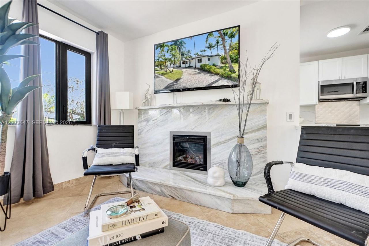 707 N 13 Avenue, Hollywood, FL 33019 Photo