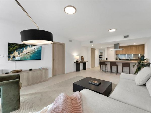 1000 Brickell Plz , Unit 3607, Miami, FL 33131