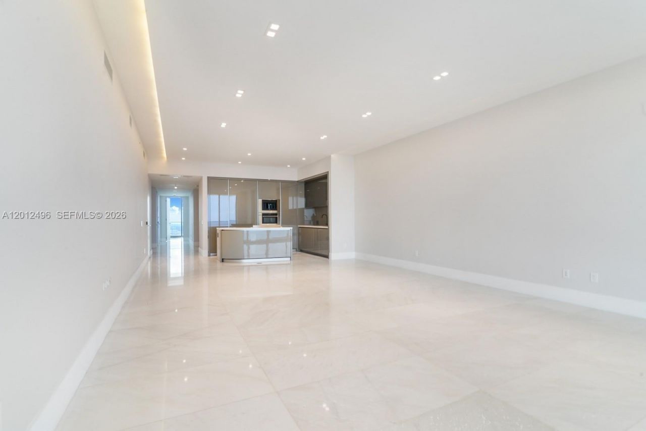 18975 Collins Ave , Unit 3803, Sunny Isles Beach, FL 33160 Photo