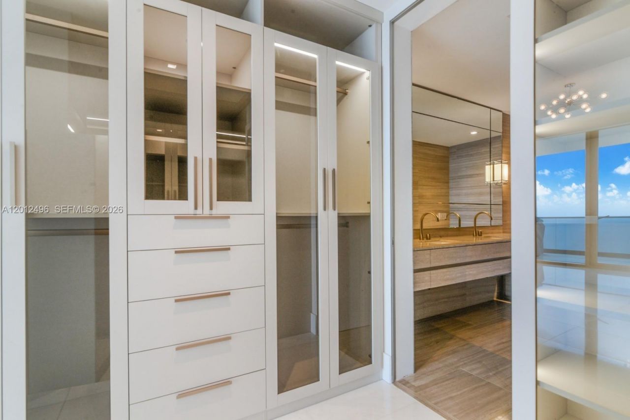 18975 Collins Ave , Unit 3803, Sunny Isles Beach, FL 33160 Photo