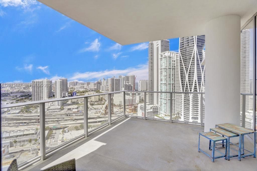 851 NE 1st Ave , Unit 2900, Miami, FL 33132 Photo
