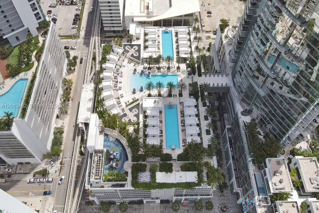 851 NE 1st Ave , Unit 2900, Miami, FL 33132 Photo