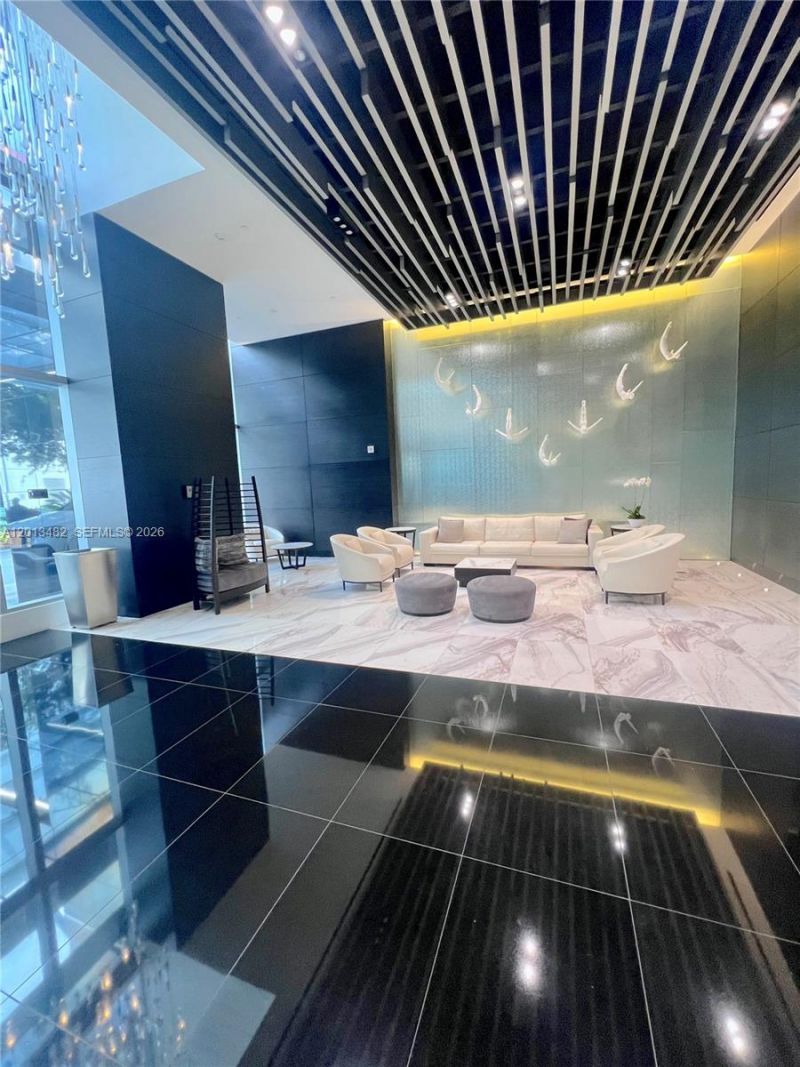 851 NE 1st Ave , Unit 2900, Miami, FL 33132 Photo