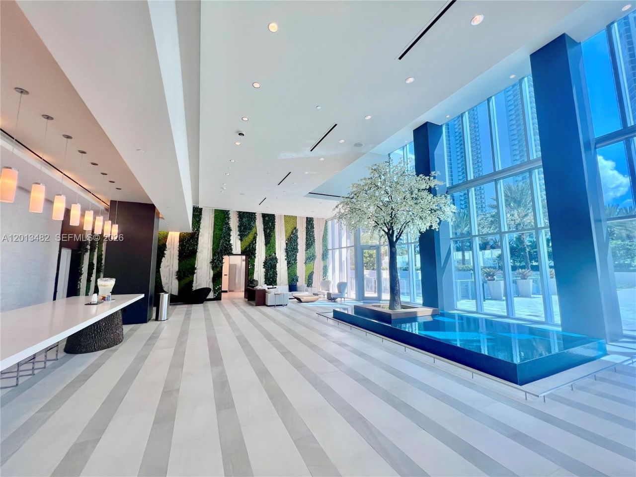 851 NE 1st Ave , Unit 2900, Miami, FL 33132 Photo