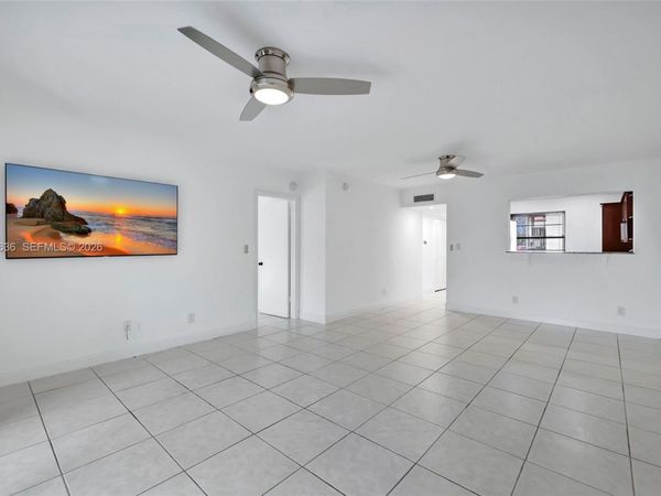 126 S Cypress Rd , Unit 729, Pompano Beach, FL 33060