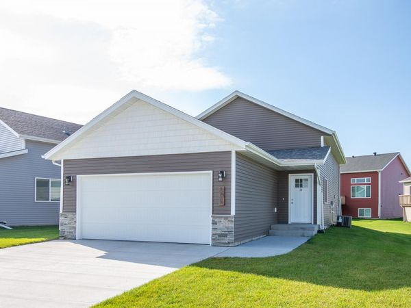 2042 12 Street W, West Fargo, ND 58078