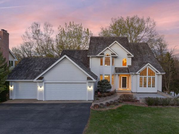 6459 Pinnacle Drive, Eden Prairie, MN 55346