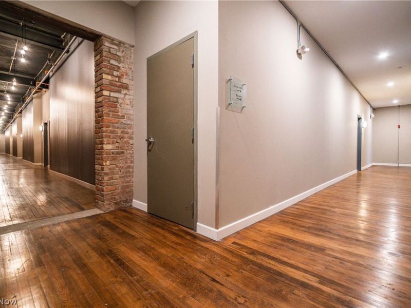 3800 Euclid Avenue, Unit 104, Cleveland, OH 44115 Photo 5