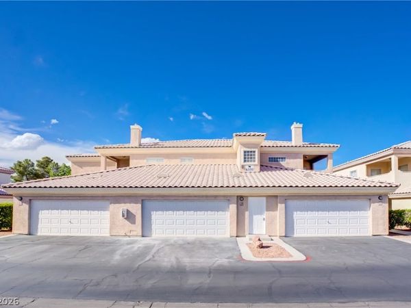 6800 Dorita Avenue , Unit 202, Las Vegas, NV 89108