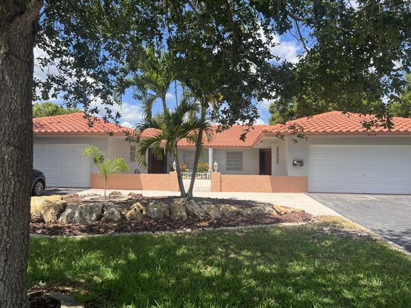 3310 NW 90th Avenue, Unit 3310-3310s, Coral Springs, FL 33065
