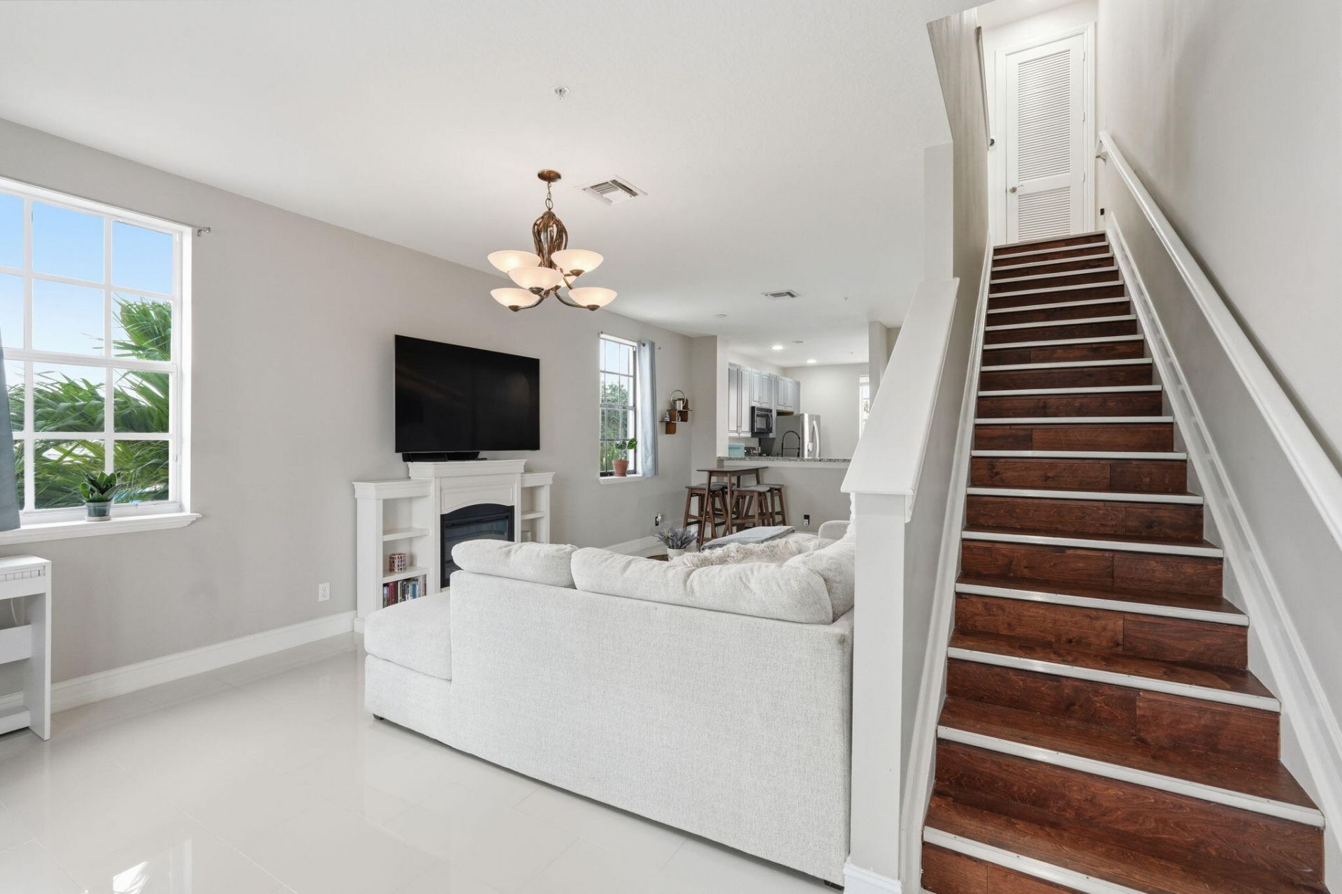 310 N Dixie Highway, Unit 104, Lake Worth Beach, FL 33460 Photo