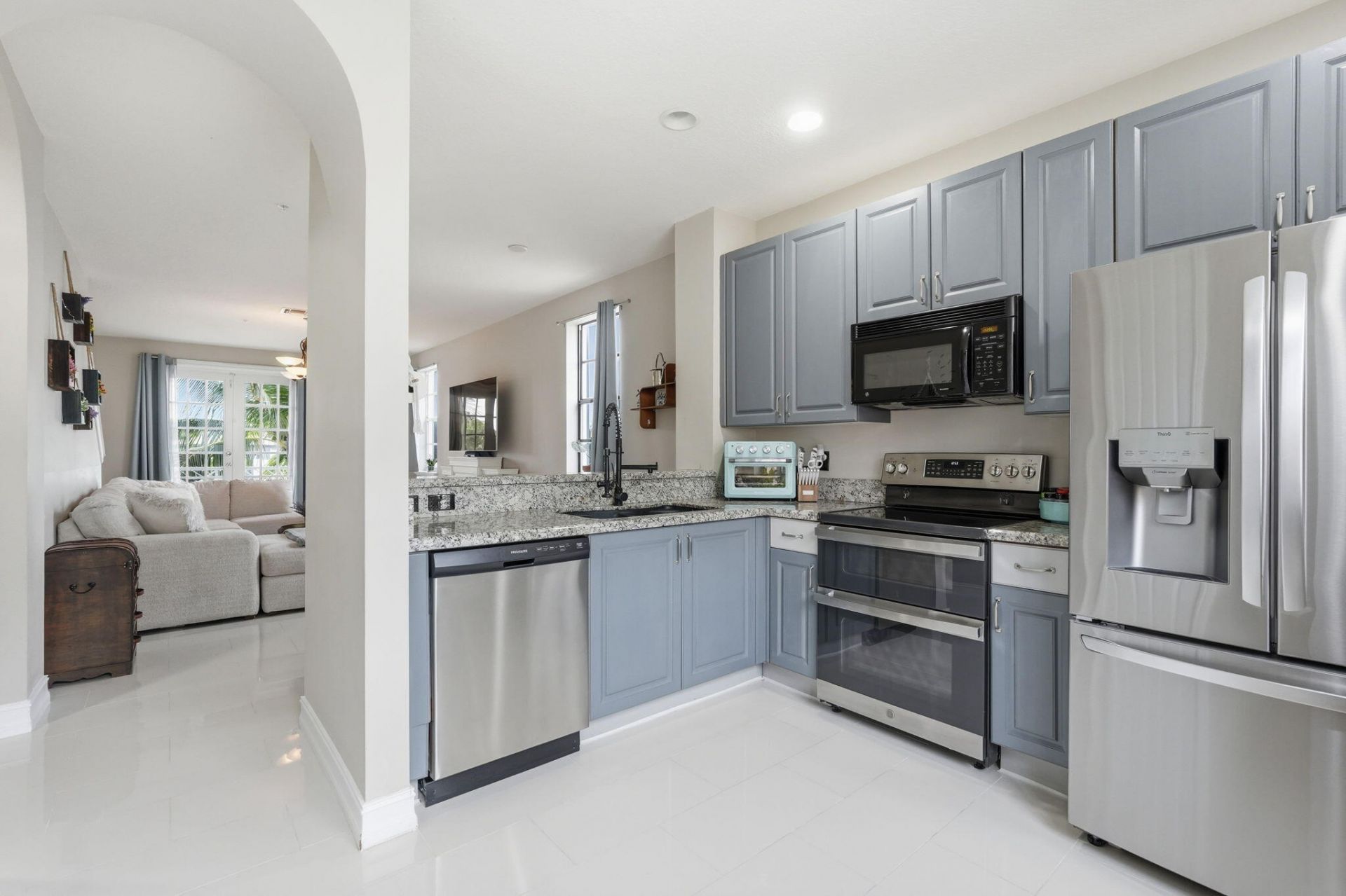 310 N Dixie Highway, Unit 104, Lake Worth Beach, FL 33460 Photo