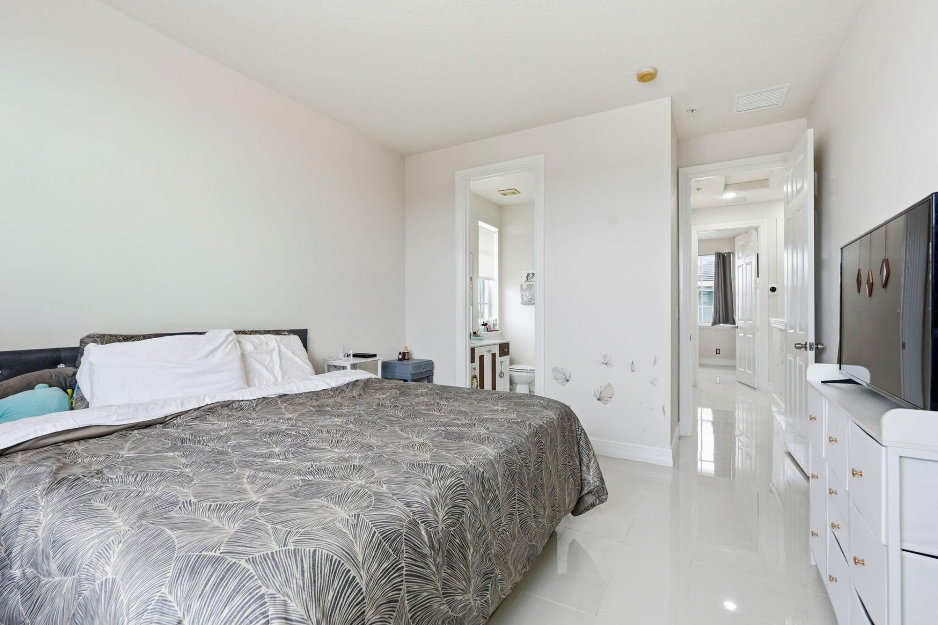 310 N Dixie Highway, Unit 104, Lake Worth Beach, FL 33460 Photo