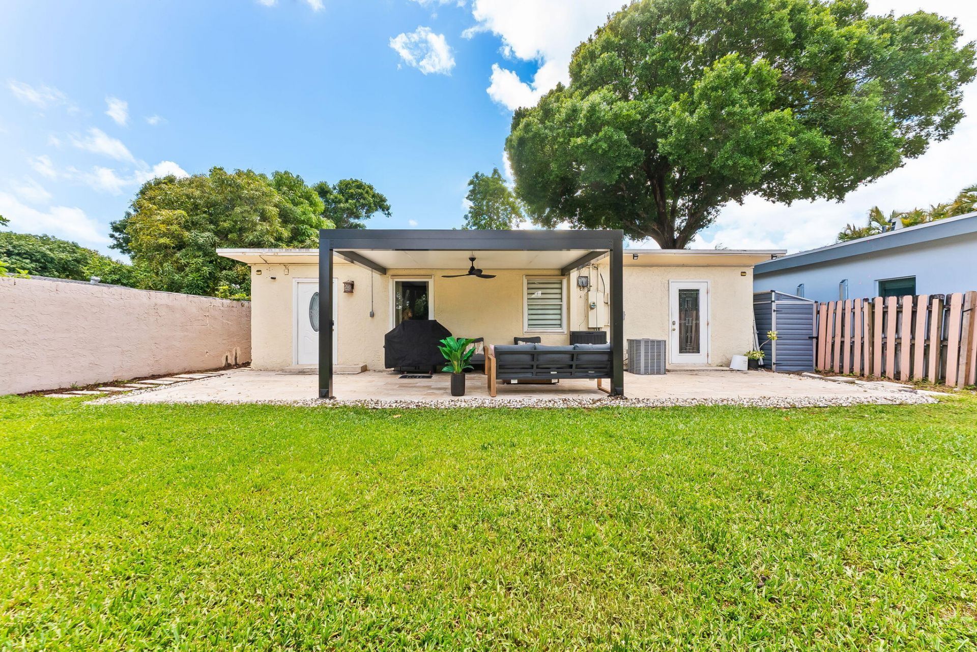 829 NE 17th Street, Fort Lauderdale, FL 33305 Photo