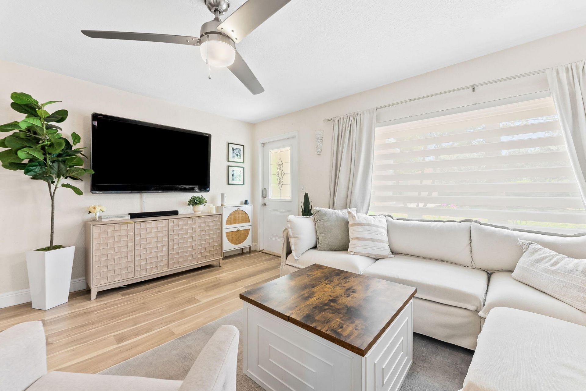 829 NE 17th Street, Fort Lauderdale, FL 33305 Photo