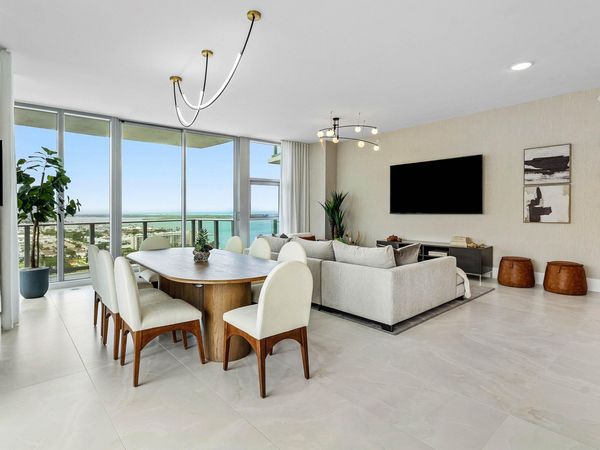 220 Lake Shore Drive, Unit 2123, Lake Park, FL 33403