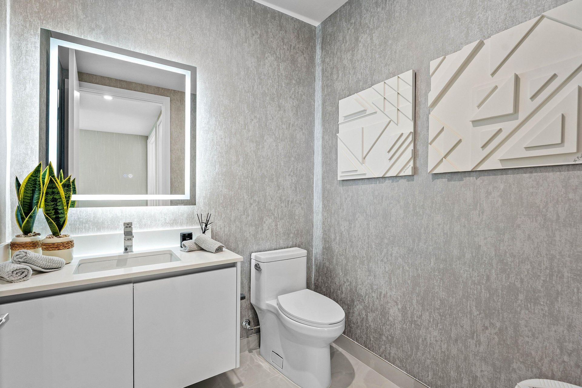 220 Lake Shore Drive, Unit 2123, Lake Park, FL 33403 Photo