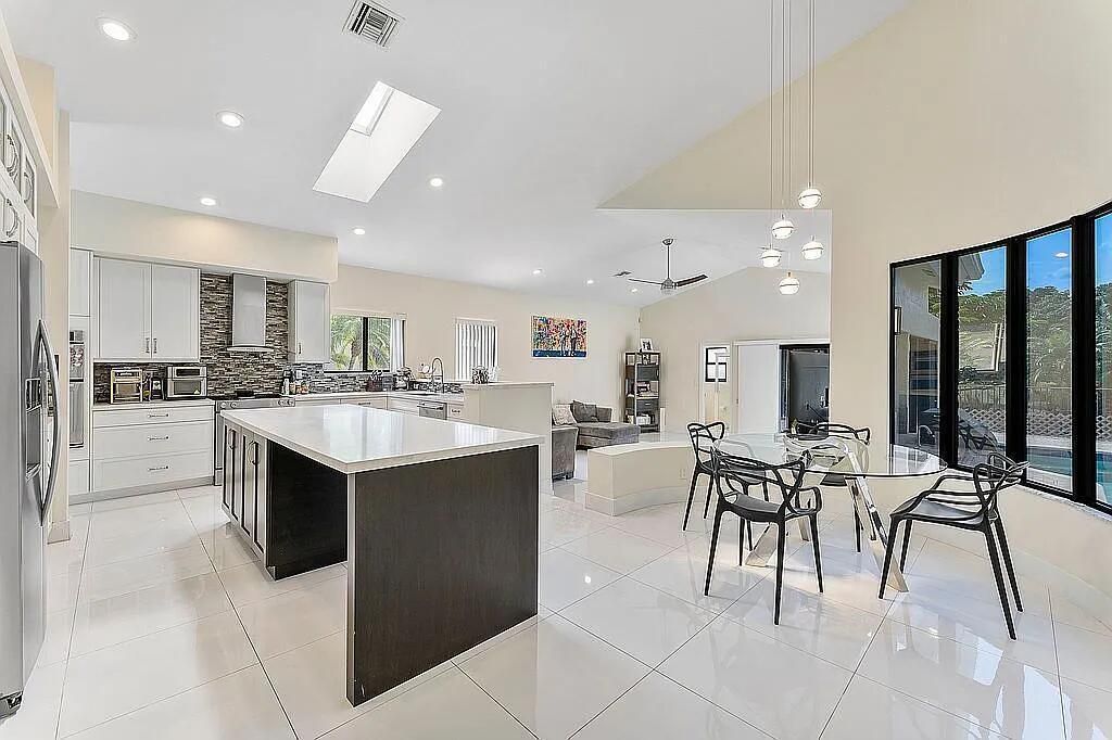 4551 NW 26th, Boca Raton, FL 33434 Photo