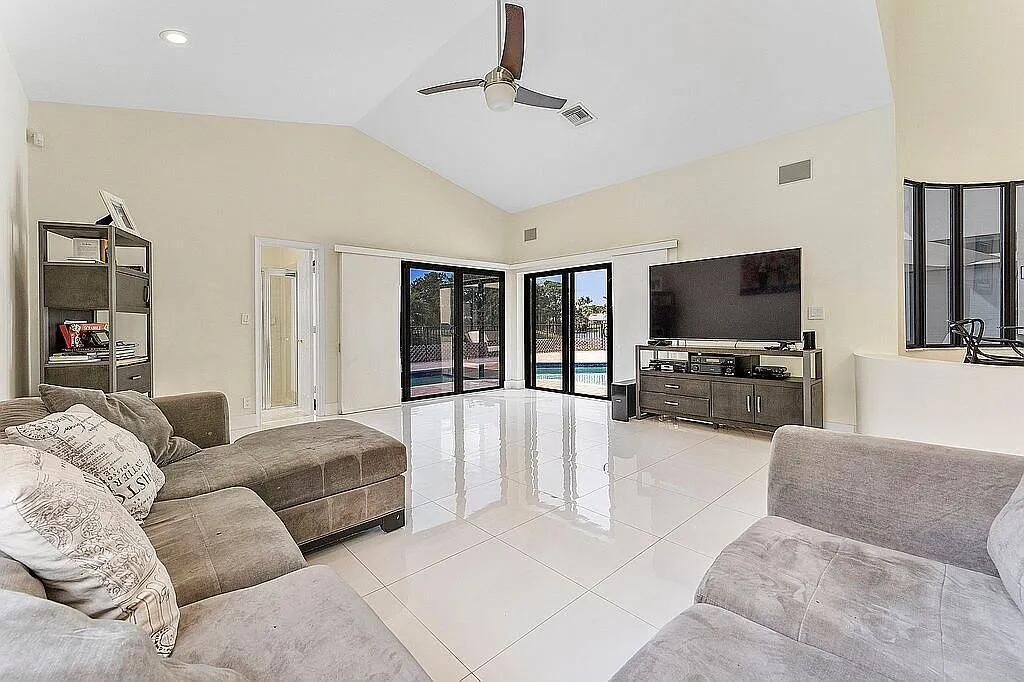 4551 NW 26th, Boca Raton, FL 33434 Photo