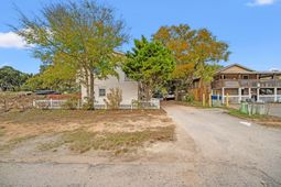 304 1st Avenue photo 4