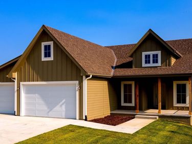 3000 Southern Hills Drive , Blair, NE 68008