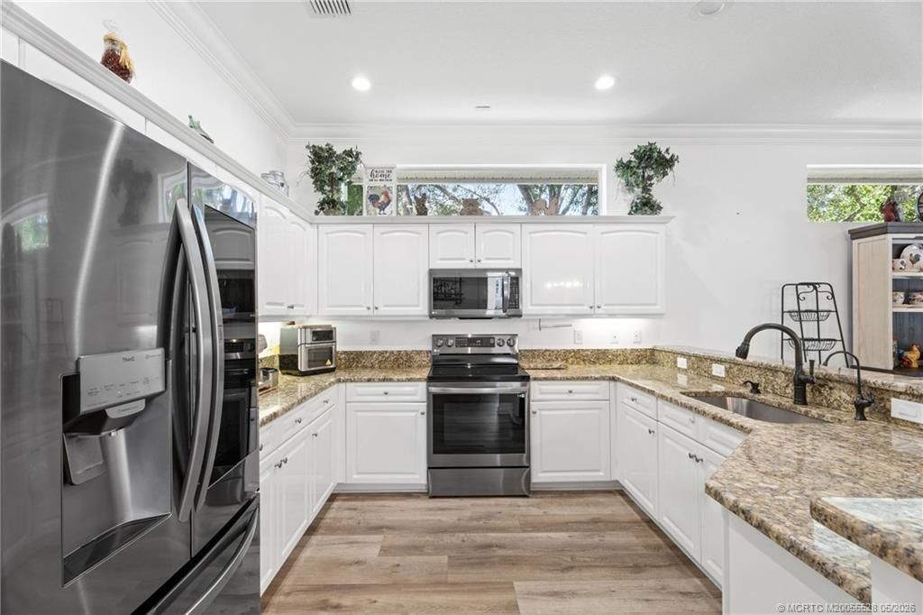 4317 SE Coventry Lane, Stuart, FL 34997 Photo