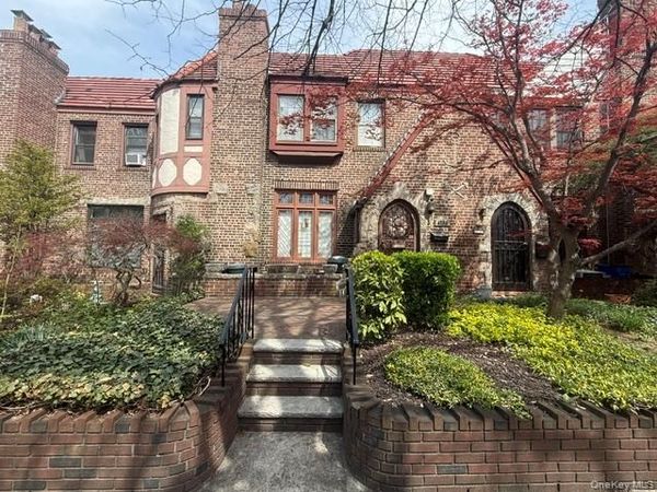 47-33 188th Street , Flushing, NY 11358