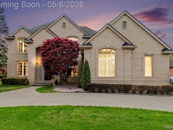 55397 Apple Lane, Shelby Twp, MI 48316