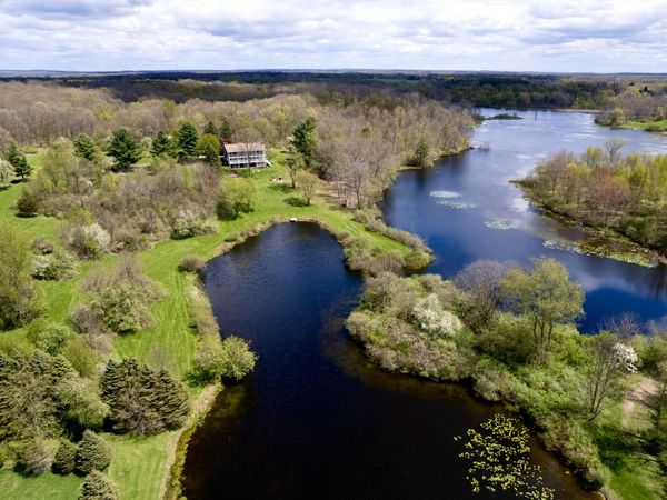 6270 Mack Road, Howell, MI 48855