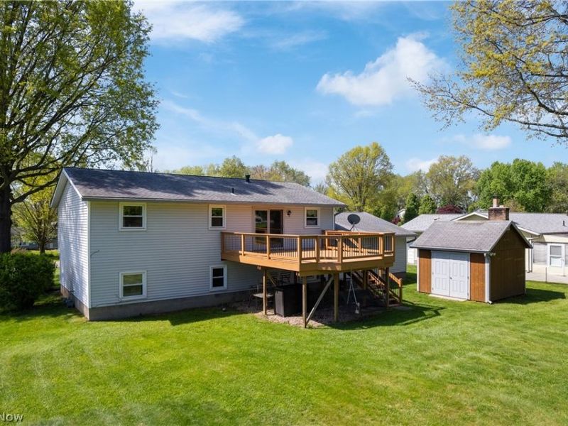 11074 Sagebrush Avenue NE, Uniontown, OH 44685 Photo 5