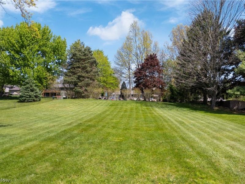 11074 Sagebrush Avenue NE, Uniontown, OH 44685 Photo 7