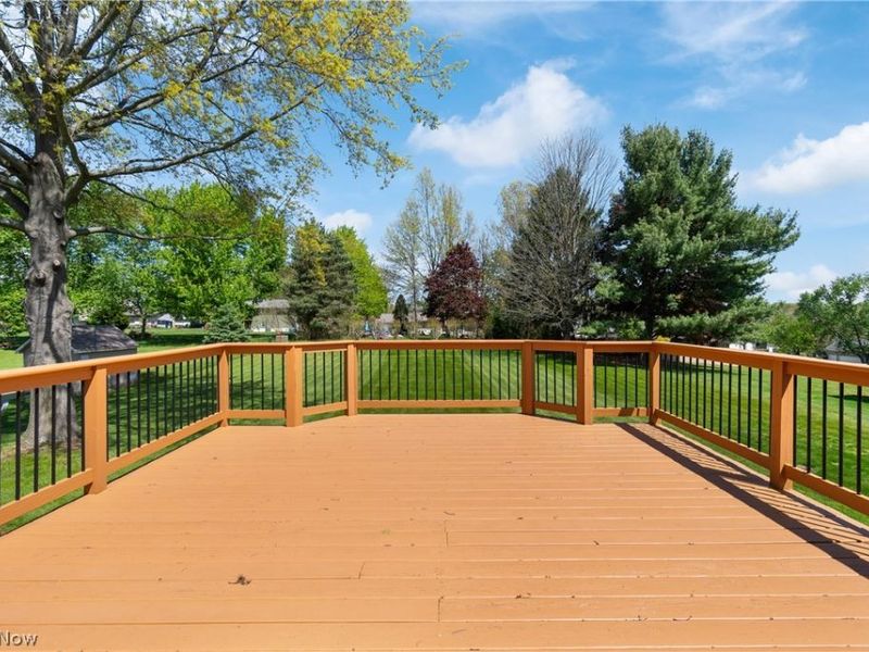 11074 Sagebrush Avenue NE, Uniontown, OH 44685 Photo 9