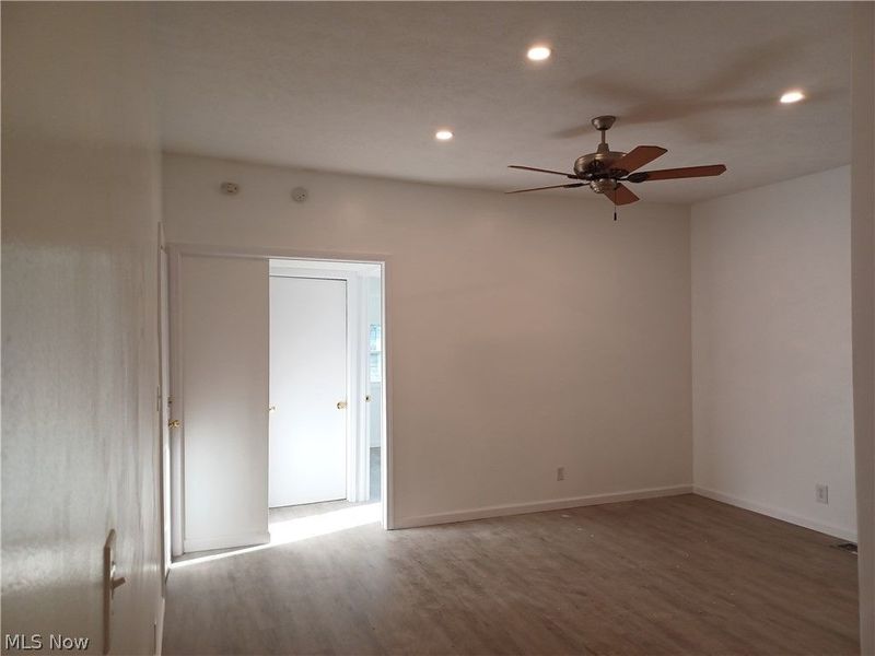 2450 Vestal Road, Youngstown, OH 44509 Photo 11