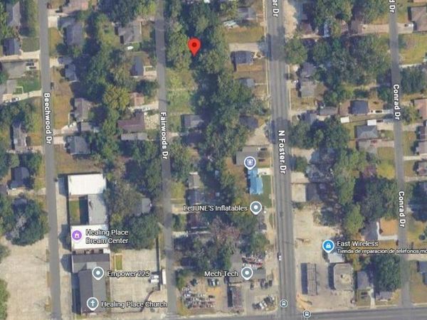 3488 Fairwoods Dr, Baton Rouge, LA 70805