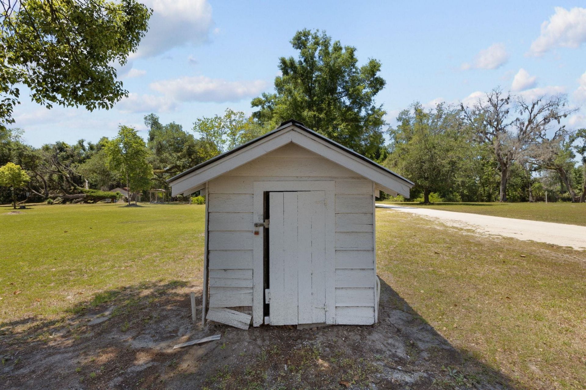 1997 N Us 221, Perry, FL 32347 Photo