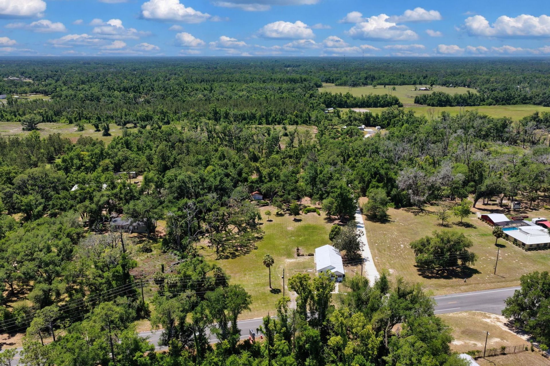 1997 N Us 221, Perry, FL 32347 Photo