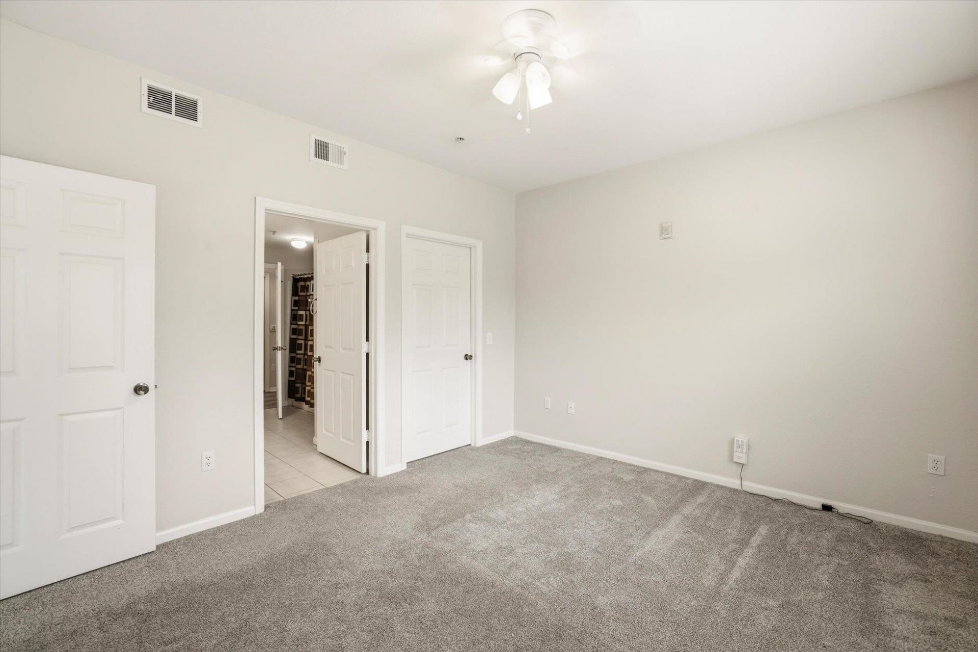 2801 Chancellorsville Drive, Unit 718, Tallahassee, FL 00000 Photo