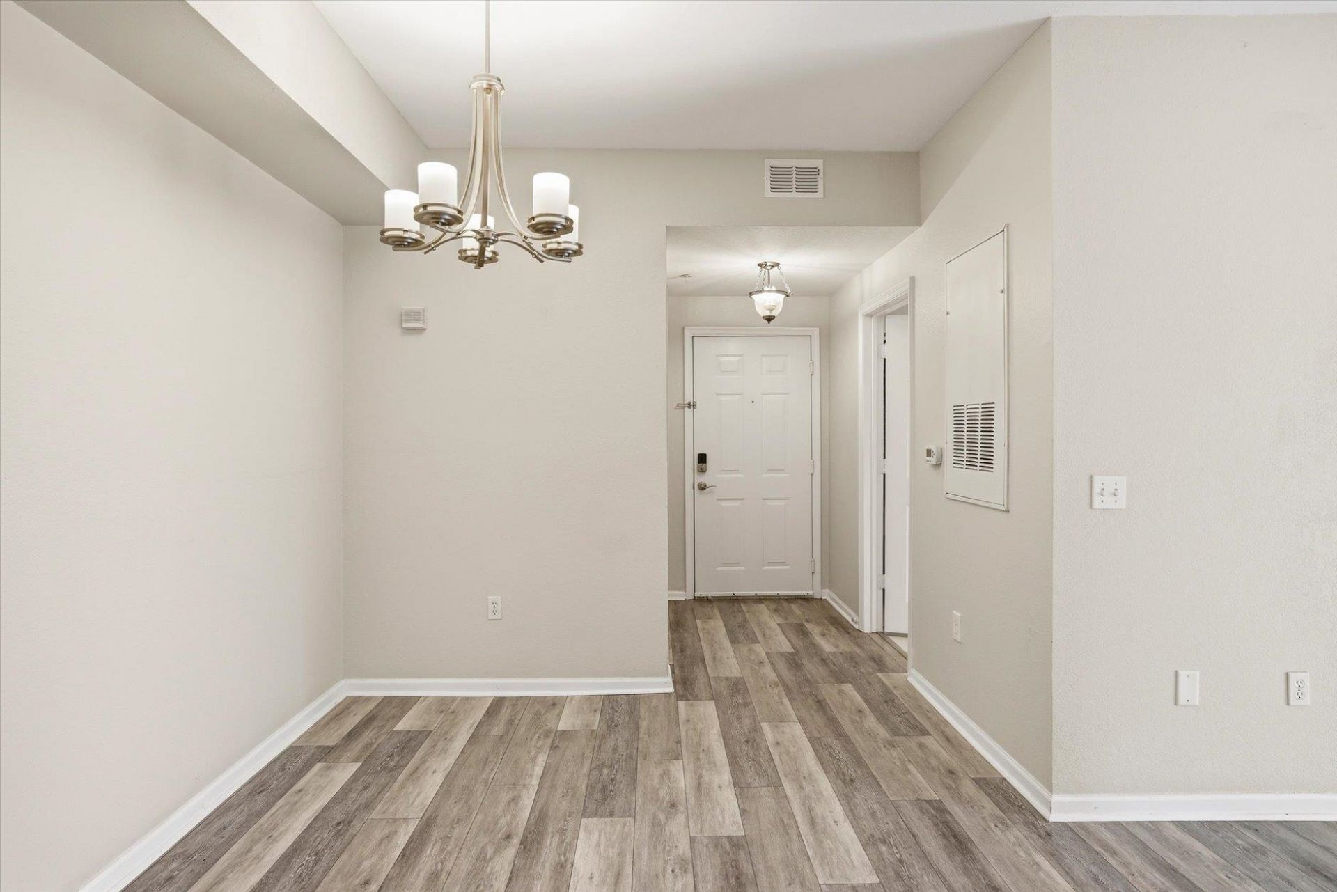 2801 Chancellorsville Drive, Unit 718, Tallahassee, FL 00000 Photo