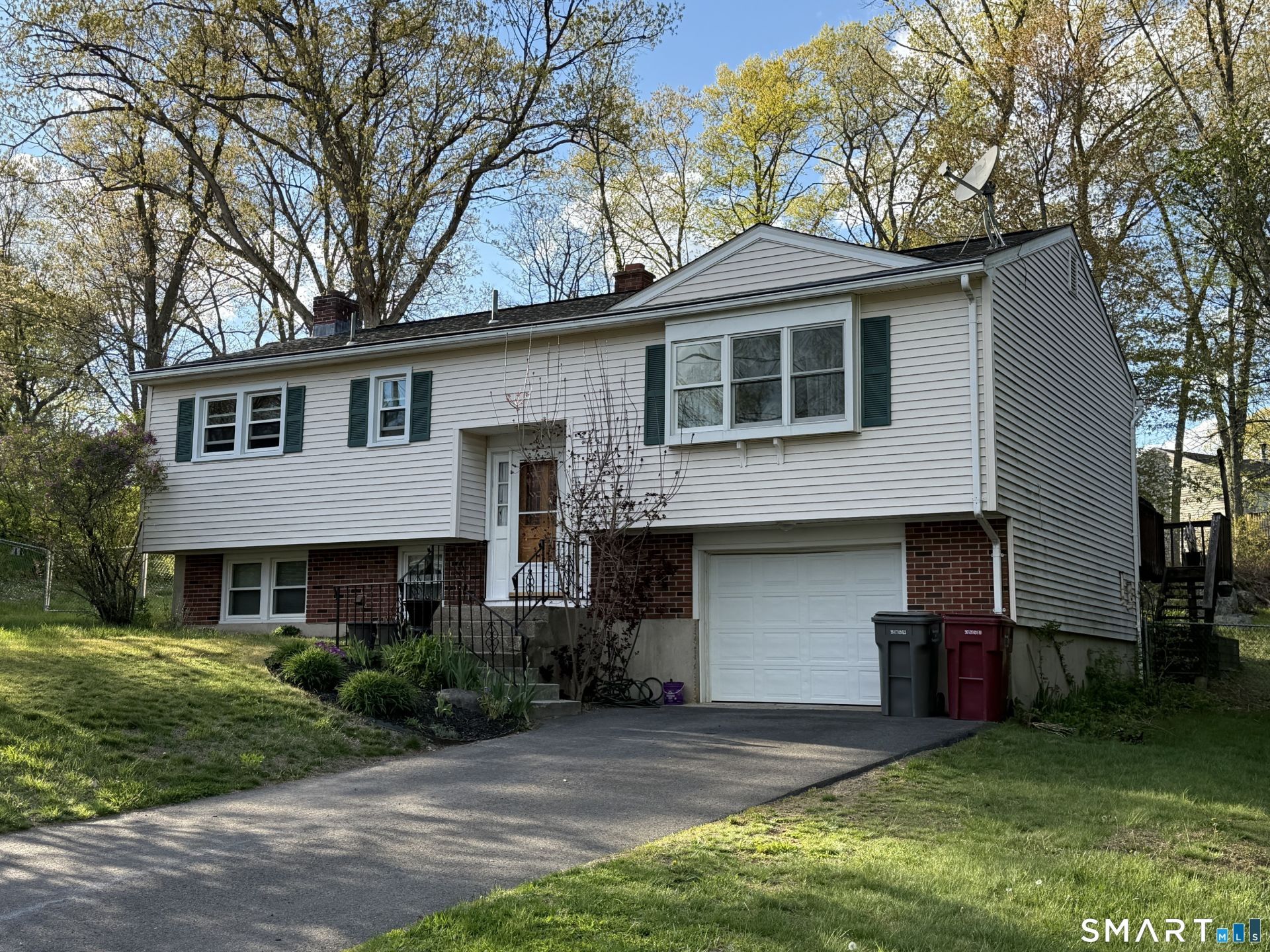 67 Gail, Naugatuck, CT 06770 Main Photo