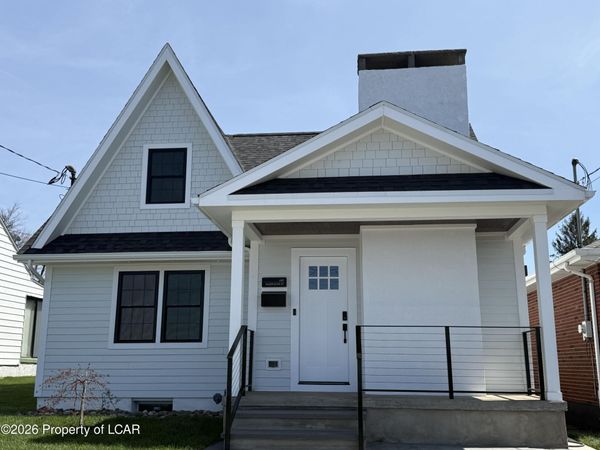 681 Harrison Street, Hazleton, PA 18201